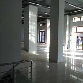 In Xətai rayonu 520.0 m² commercial is for rent - Image 4