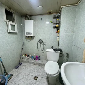 In Baku 50.0 m² apartment is for sale - Image 6