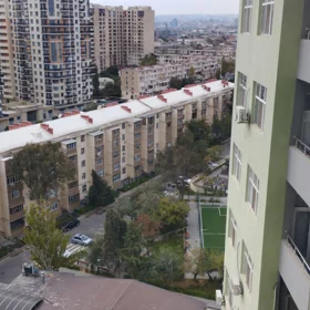 In Baku 80.0 m² apartment is for rent - Image 3