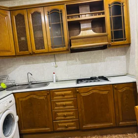 In Baku 80.0 m² apartment is for rent - Image 2