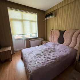 In Baku 140.0 m² apartment is for rent - Image 6