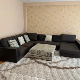 In Baku 140.0 m² apartment is for rent - Image 9