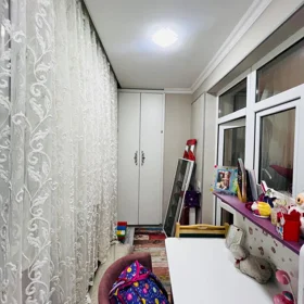 In Səbail rayonu 100.0 m² apartment is for sale - Image 2