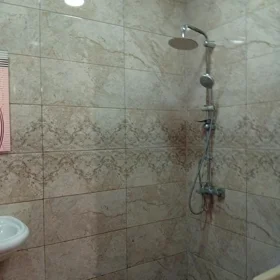 In Baku 65.0 m² apartment is for rent - Image 10