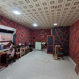 In Binəqədi rayonu 45.0 m² house with 1.0 rooms is for sale - Image 3