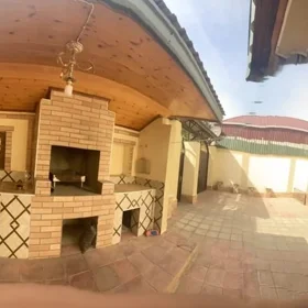 In Səbail rayonu 200.0 m² house with 5.0 rooms is for rent - Image 3