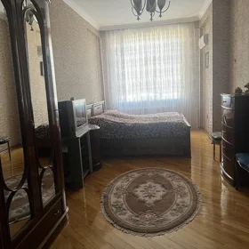 In Baku 140.0 m² apartment is for rent - Image 4