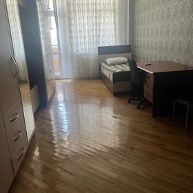 In Baku 140.0 m² apartment is for rent - Image 5