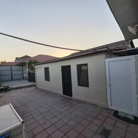 In Xəzər rayonu 130.0 m² house with 10.0 rooms is for sale - Image 5