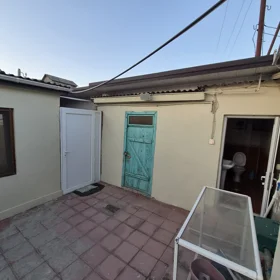 In Xəzər rayonu 130.0 m² house with 10.0 rooms is for sale - Image 7