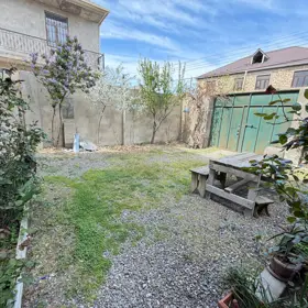 In nan 224.0 m² house with 8.0 rooms is for sale - Image 4
