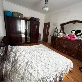 In nan 224.0 m² house with 8.0 rooms is for sale - Image 8