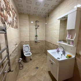 In Khirdalan 70.0 m² apartment is for rent - Image 3