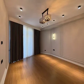 In Baku 153.0 m² apartment is for sale - Image 8