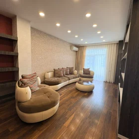 In Xətai rayonu 200.0 m² apartment is for rent - Image 2