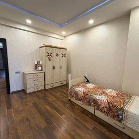 In Xətai rayonu 200.0 m² apartment is for rent - Image 8