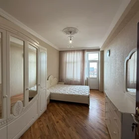 In Baku 118.0 m² apartment is for sale - Image 4