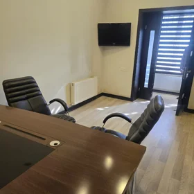 In Baku 74.0 m² office is for rent - Image 9