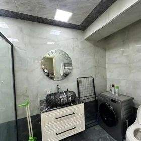 In Baku 72.0 m² apartment is for sale - Image 10