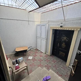 In Baku 80.0 m² house with 3.0 rooms is for rent - Image 2