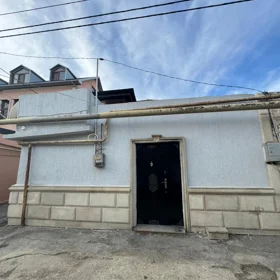 In Baku 80.0 m² house with 3.0 rooms is for rent - Image 5