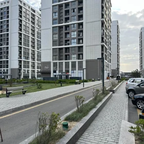 In Baku 173.0 m² apartment is for sale - Image 2