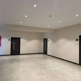 In Baku 173.0 m² apartment is for sale - Image 6