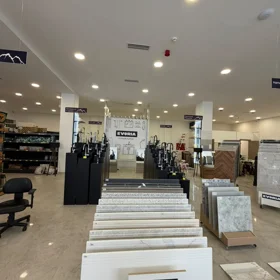 In Baku 403.0 m² commercial is for rent - Image 3
