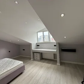 In Baku 70.0 m² apartment is for rent - Image 3