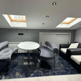 In Baku 70.0 m² apartment is for rent - Image 8