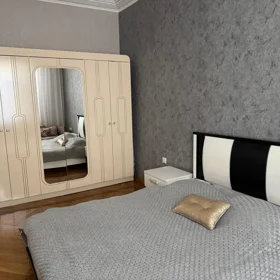 In Baku 90.0 m² apartment is for rent - Image 6