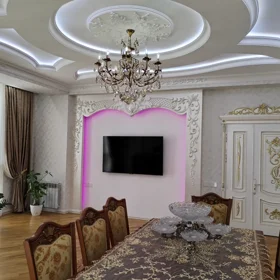 In Baku 142.0 m² apartment is for sale - Image 9