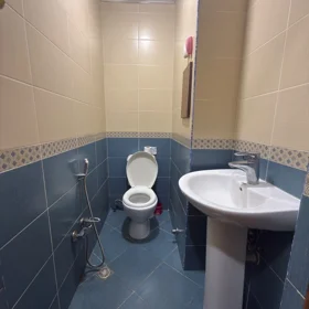 In Baku 85.0 m² apartment is for rent - Image 8
