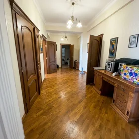 In Səbail rayonu 160.0 m² apartment is for sale - Image 3