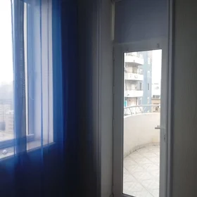 In Baku 70.0 m² apartment is for rent - Image 8