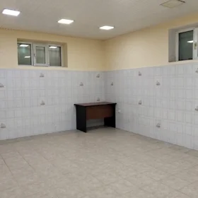 In Baku 250.0 m² commercial is for rent - Image 9