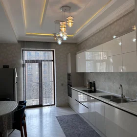 In Xətai rayonu 135.0 m² apartment is for rent - Image 3