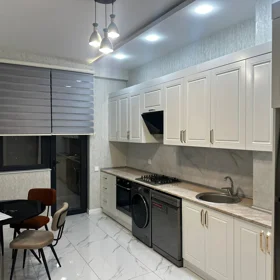 In Baku 80.0 m² apartment is for rent - Image 5