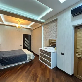 In Baku 120.0 m² apartment is for rent - Image 8