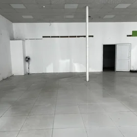 In Baku 220.0 m² commercial is for rent - Image 2