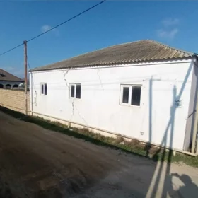 In Pirallahı rayonu 120.0 m² house with 4.0 rooms is for sale - Image 7