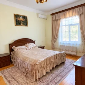 In nan 204.0 m² house with 5.0 rooms is for sale - Image 8