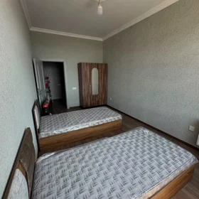 In Baku 80.0 m² apartment is for sale - Image 3