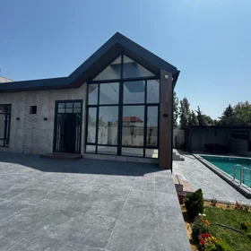 In Binəqədi rayonu 100.0 m² house with 3.0 rooms is for sale - Image 3