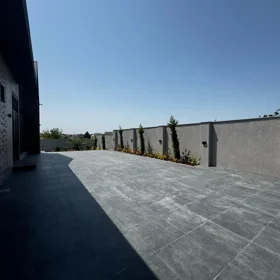 In Binəqədi rayonu 100.0 m² house with 3.0 rooms is for sale - Image 5