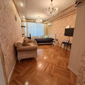 In Baku 117.0 m² apartment is for sale - Image 2