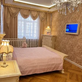 In Baku 117.0 m² apartment is for sale - Image 3