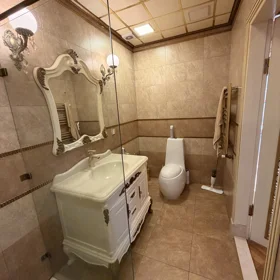In Baku 117.0 m² apartment is for sale - Image 6