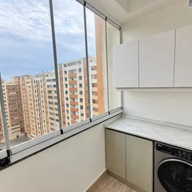 In Baku 96.0 m² apartment is for sale - Image 2