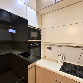 In Baku 96.0 m² apartment is for sale - Image 9